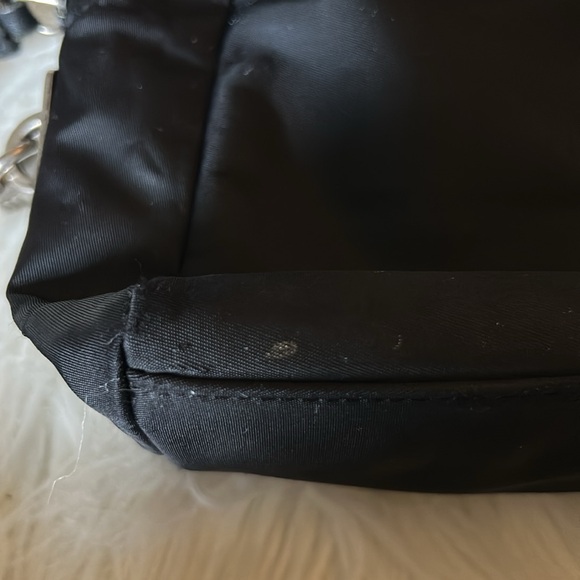 Prada (Authentic) - Picture 9 of 14